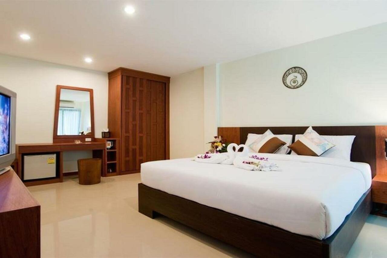 Deva Suites Patong Phuket Exterior photo