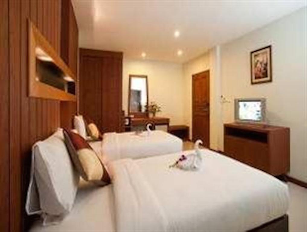 Deva Suites Patong Phuket Room photo