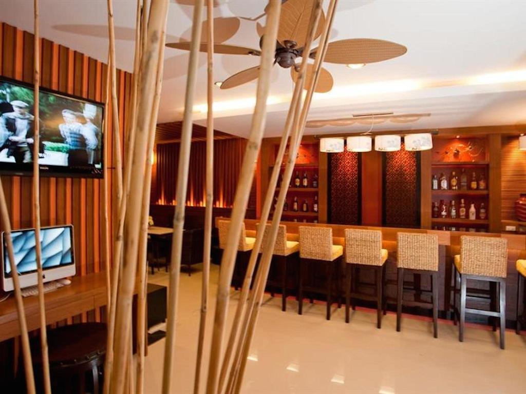 Deva Suites Patong Phuket Exterior photo