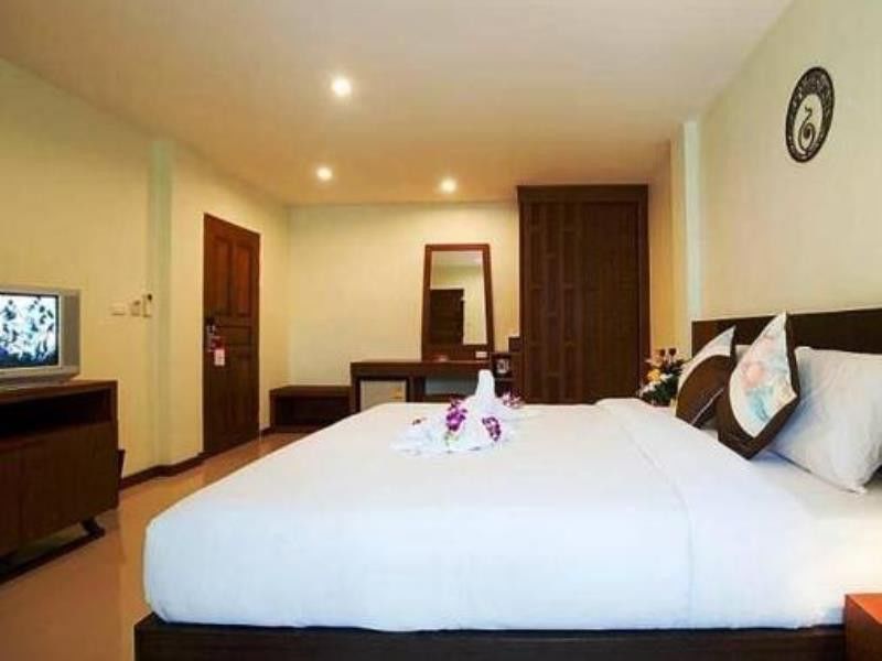 Deva Suites Patong Phuket Exterior photo